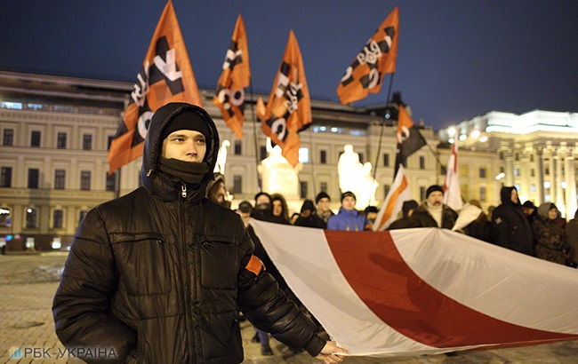 В Киеве прошел марш в честь погибшего на Майдане Жизневского (фоторепортаж)