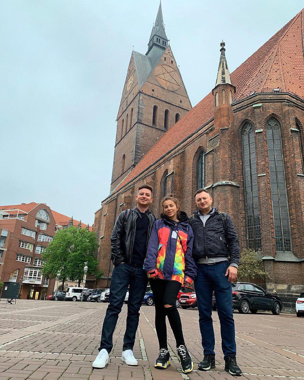 Маленька принцеса: Ані Лорак у колі близьких зворушила мережу