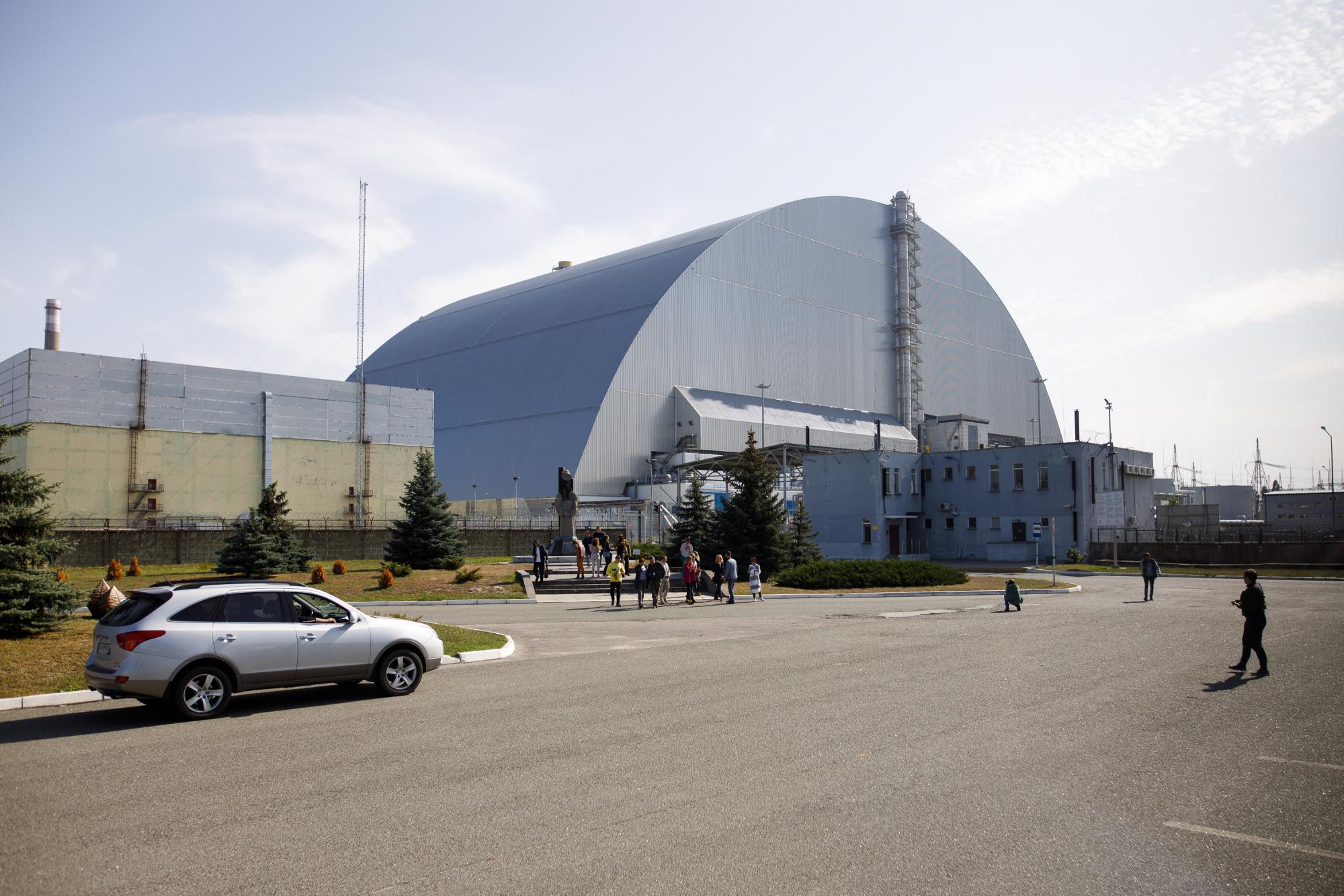 Чорнобиль 35 років потому: як виглядало місто тоді і що там зараз