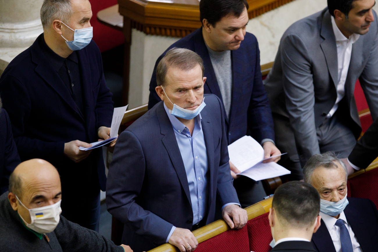 "Каста неприкасаемых". Что происходит с делами депутатов, получивших подозрения