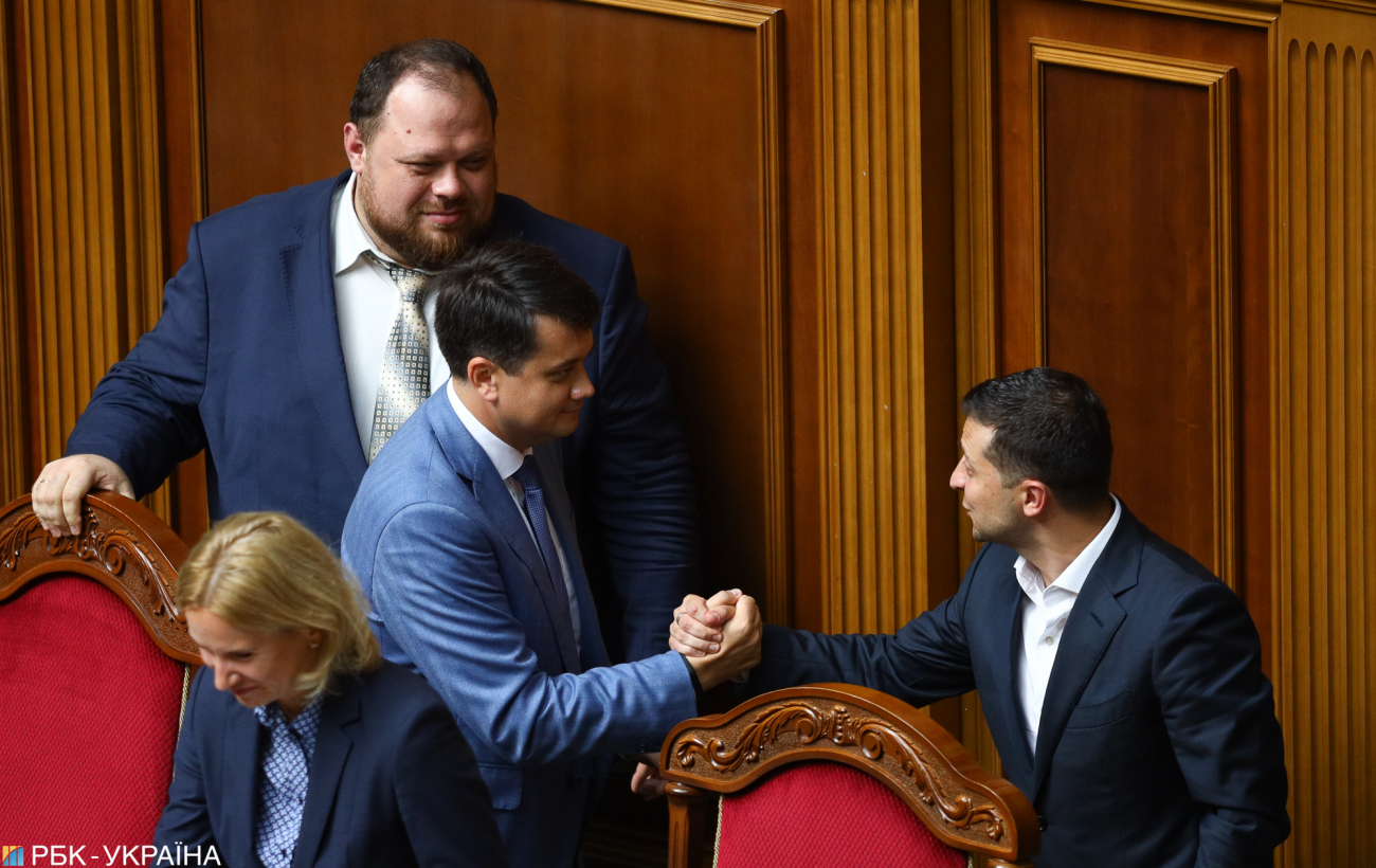 Власть народу: зачем Зеленскому всеукраинский референдум и как его будут проводить