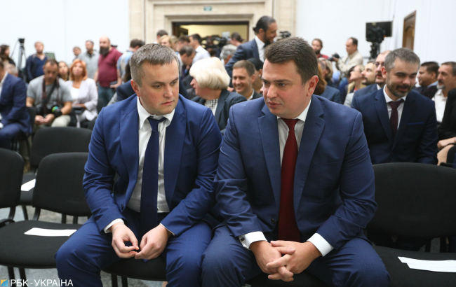 Назар Холодницкий: Зеленский не может ставить нам никаких задач