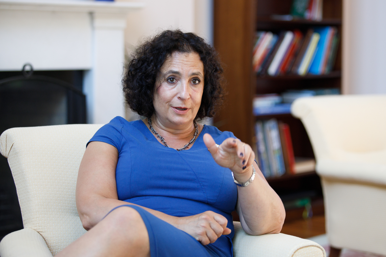 Посол Великобритании Мелинда Симмонс: Именно Россия может прекратить войну на Донбассе