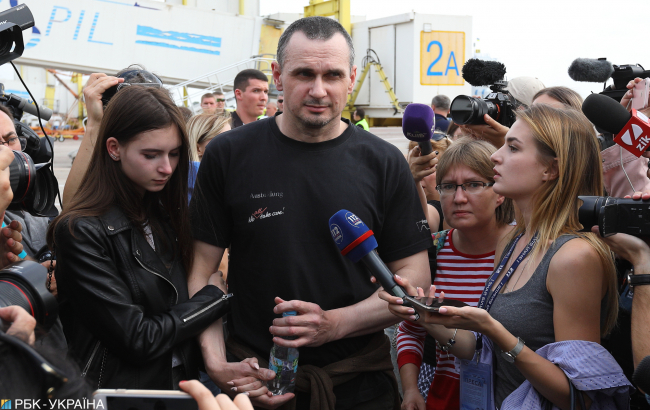 Хочет перезагрузить отношения: Сенцов рассказал, почему Путин согласился на обмен