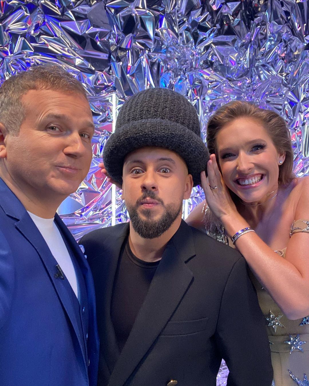 Королева телевидения: Катя Осадчая поразила сказочным платьем на шоу Голос страны-10