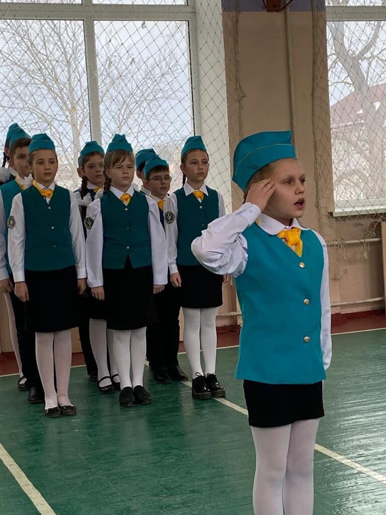 Офицер ВСУ показал, как детей в Крыму подготавливают к службе в армии РФ