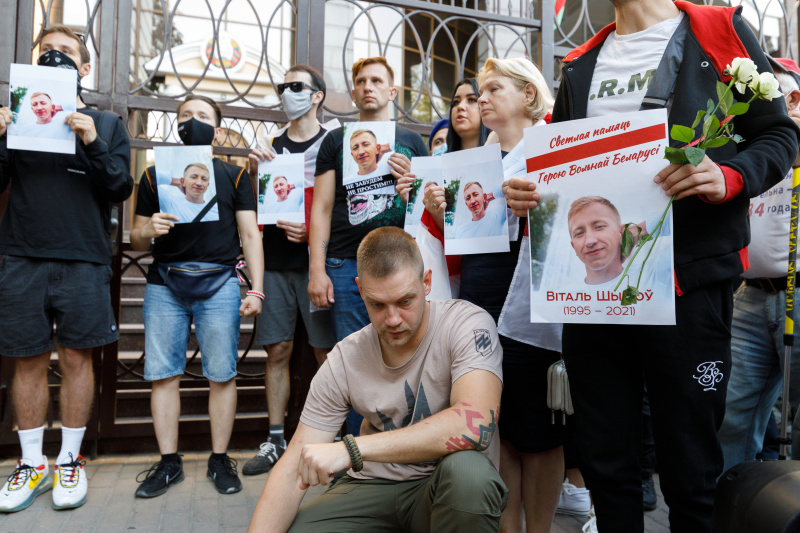 Режим StandBy. Чим в Україні живуть білоруси, які втекли від Лукашенка