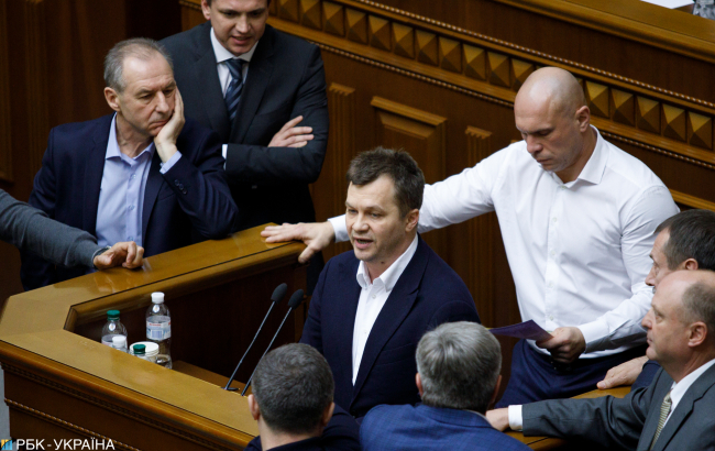 Реформа на грани: как Зеленский убедил "слуг народа" поддержать рынок земли