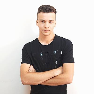 Николай Кулеба с детьми попал в страшную аварию: что известно о его семье