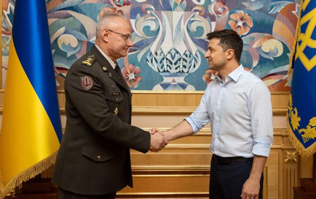 Новые лица? Сеть бурно отреагировала на смену Зеленским главы Генштаба