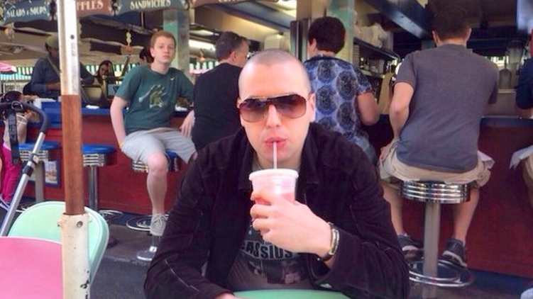 В Киеве сгорел дотла автомобиль невестки Гонтаревой: подробности инцидента (видео)