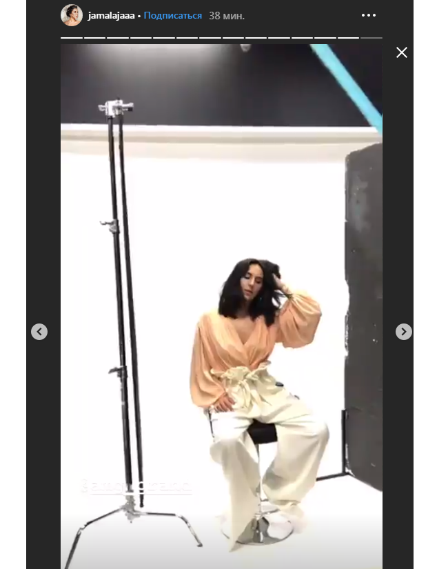 Це захоплення: Джамала перевтілилася в "чорного лебедя" в новій fashion-зйомці