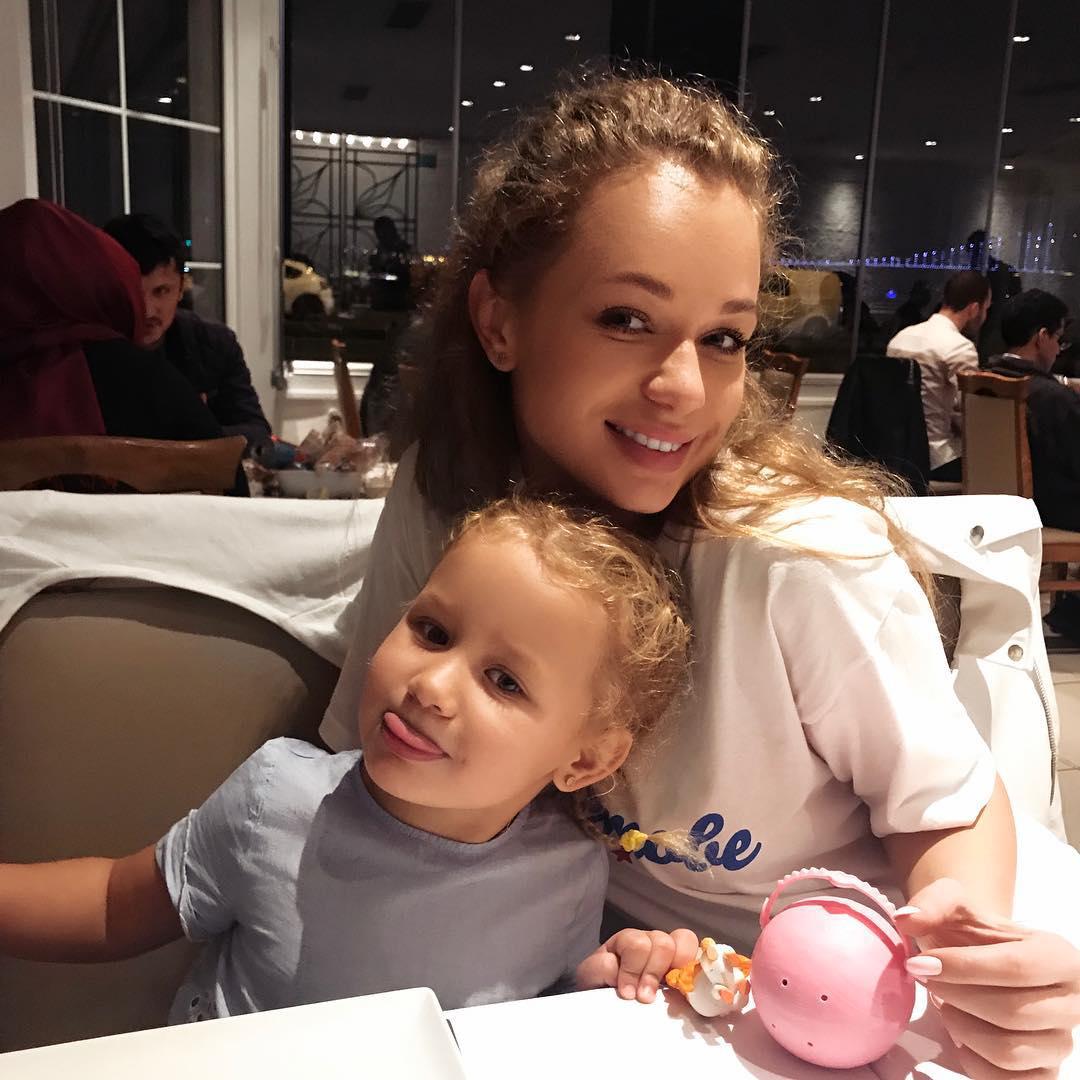 "Каждый год расстраиваюсь": Яна Соломко рассказала, почему не любит Хэллоуин