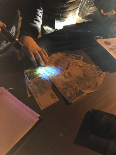 В Одесской области задержали на взятке двух чиновников