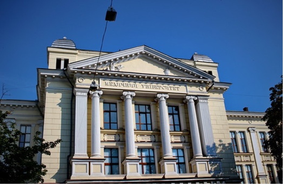 Где учиться на врача в 2021 году: ТОП-5 медуниверситетов Украины