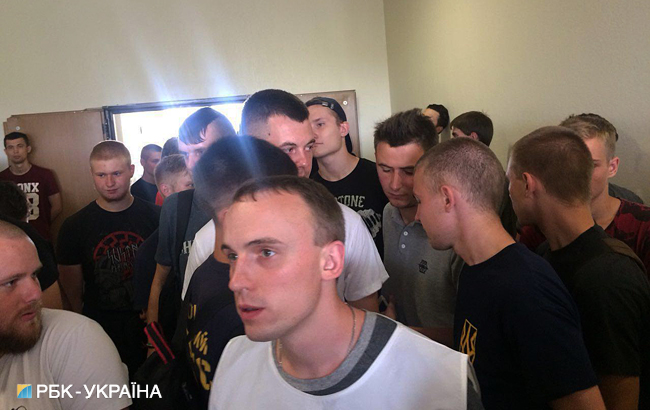 Нападение на ромов в Киеве: суд начал рассмотрение апелляции на арест координатора С14