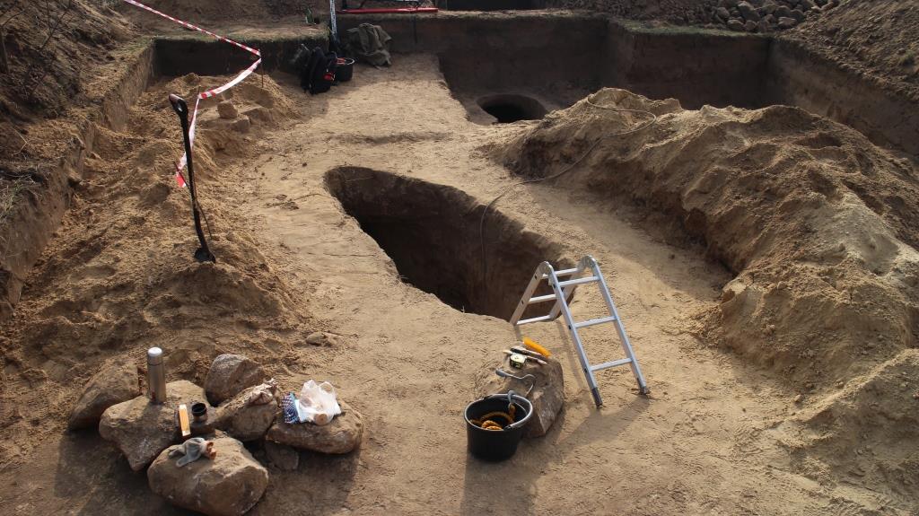 На Хортиці знайшли унікальне поховання скіфського воїна: фото і відео розкопок