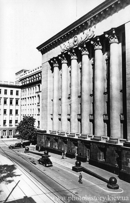 Как выглядел Офис президента до рождения Зеленского: уникальные фото