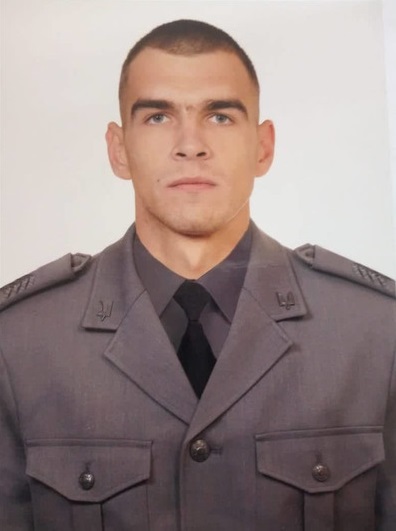 Погибшие в сентябре герои: истории на фото украинских защитников