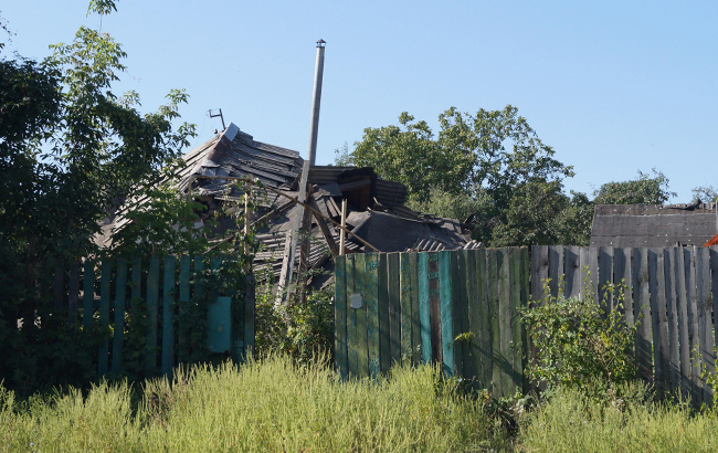В Лисичанске в частном доме произошел взрыв, пострадала женщина