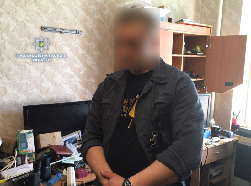 У жителя Рівного виявили склад зброї і боєприпасів