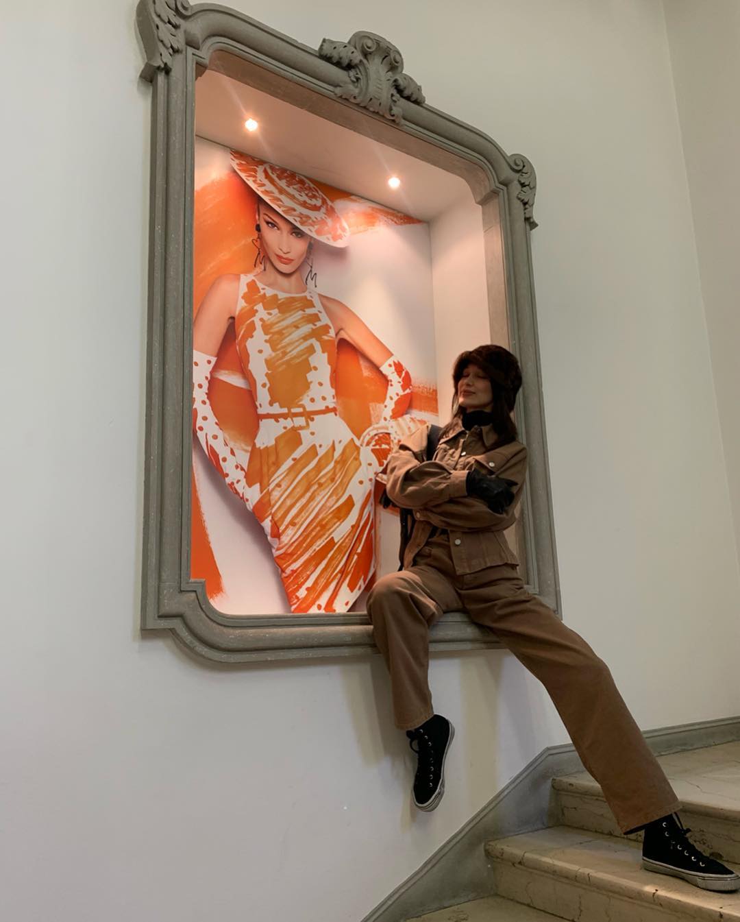 Естественный отбор: топ-3 способа "приручить" бежевый оттенок от Беллы Хадид