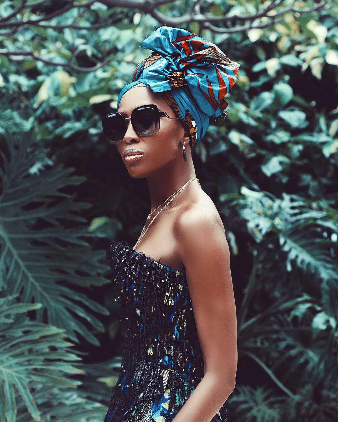 Сила женщины: Наоми Кэмпбелл в эффектном образе выполнила важную миссию