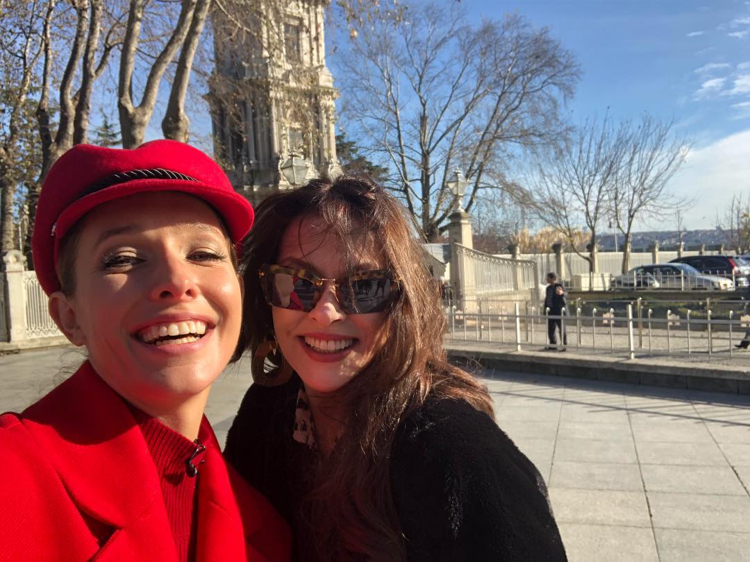 "Дух перехполює": Катя Осадча похвалилася фото з "турецькою Монікою Беллуччі"