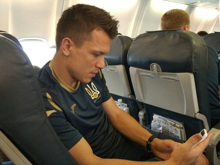Сборная Украины вылетела в Чехию на первый матч Лиги наций