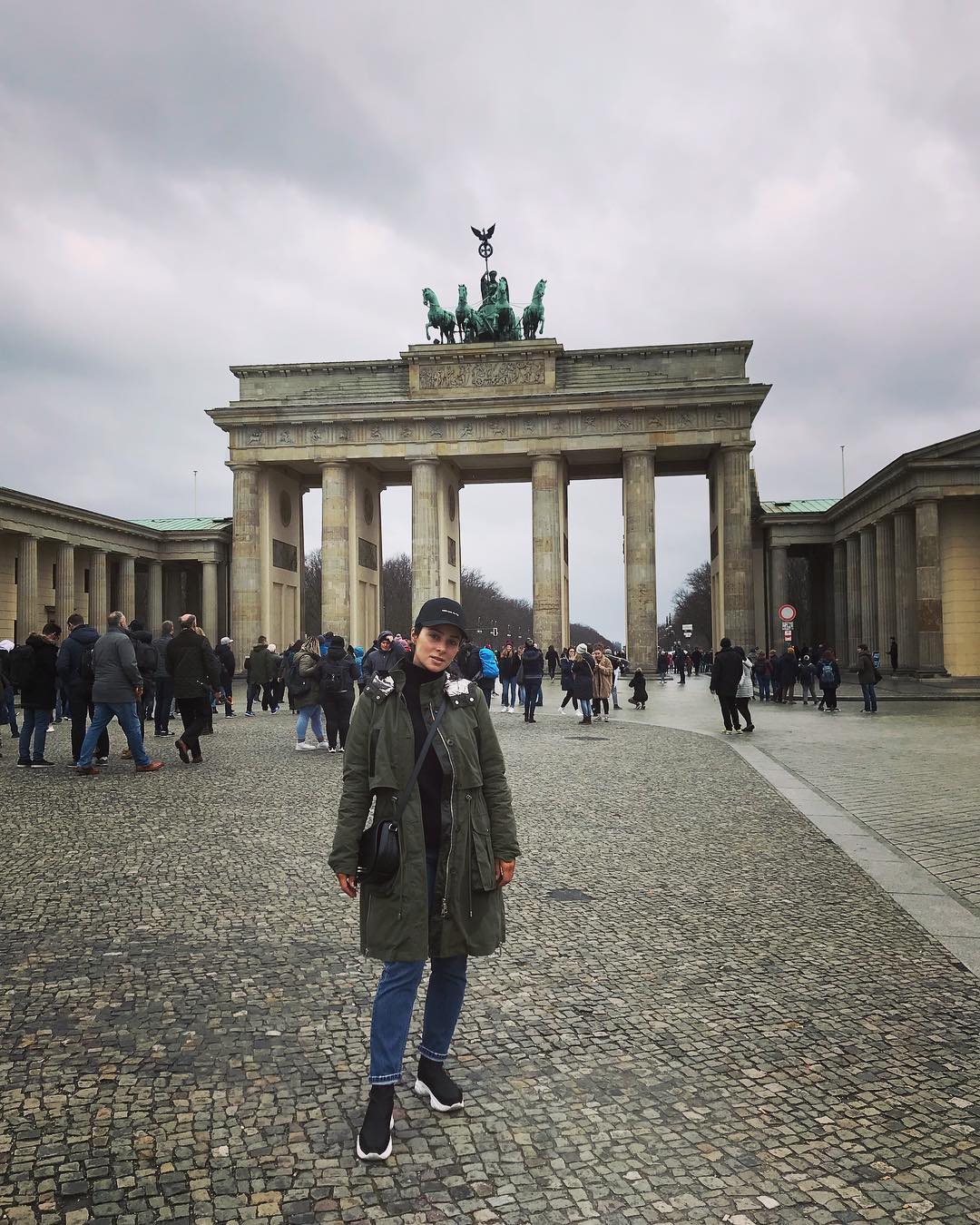 Злата Огневич в трендовому образі прогулялася по Берліну без макіяжу