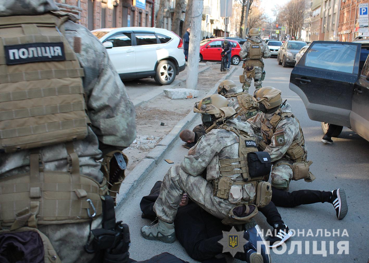 В Днепре задержали подозреваемых в поджоге кафе с посетителями