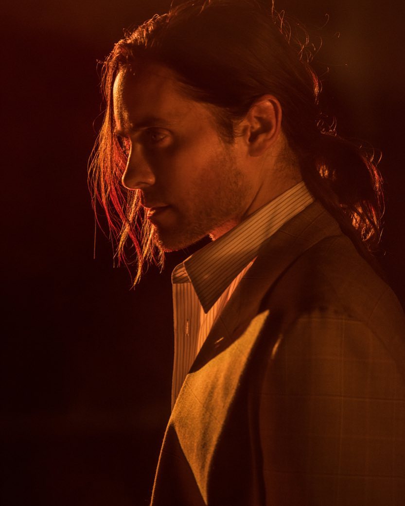 Обольстительный вампир: Джаред Лето заинтриговал образом в чокере из страз