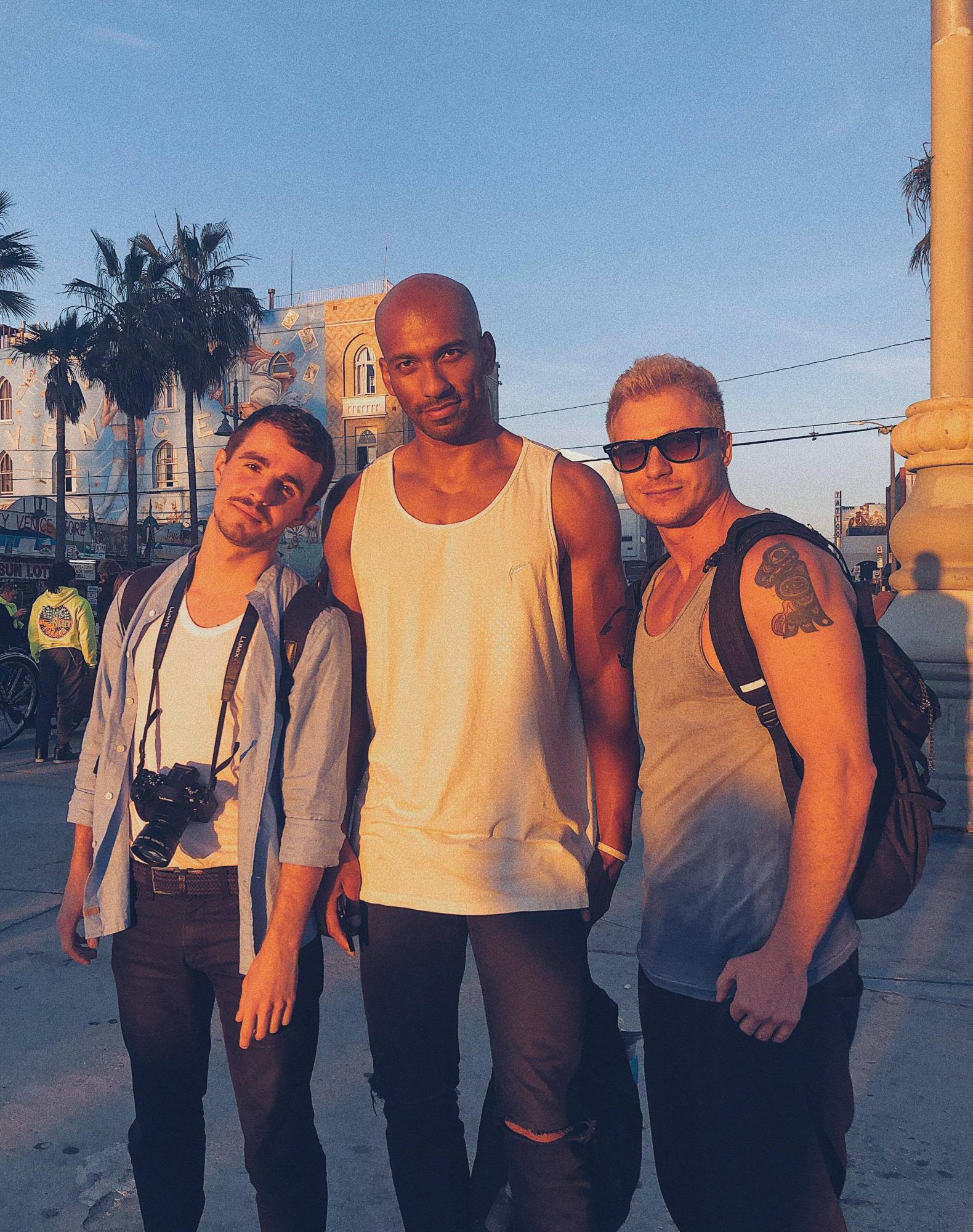 Клипмейкер DVIZHON анонсировал выход документального фильма об украинских ЛГБТ+ эмигрантах в США