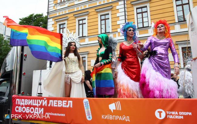 дрег-квін на Марші рівності в Києві