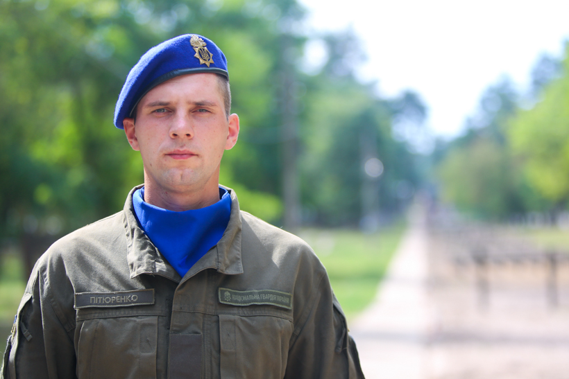 Харьковский солдат спас жизнь утопающего и прослыл героем