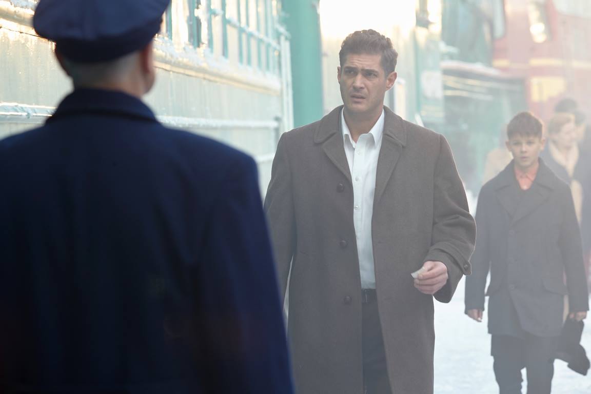 Актер Сергей Стрельников