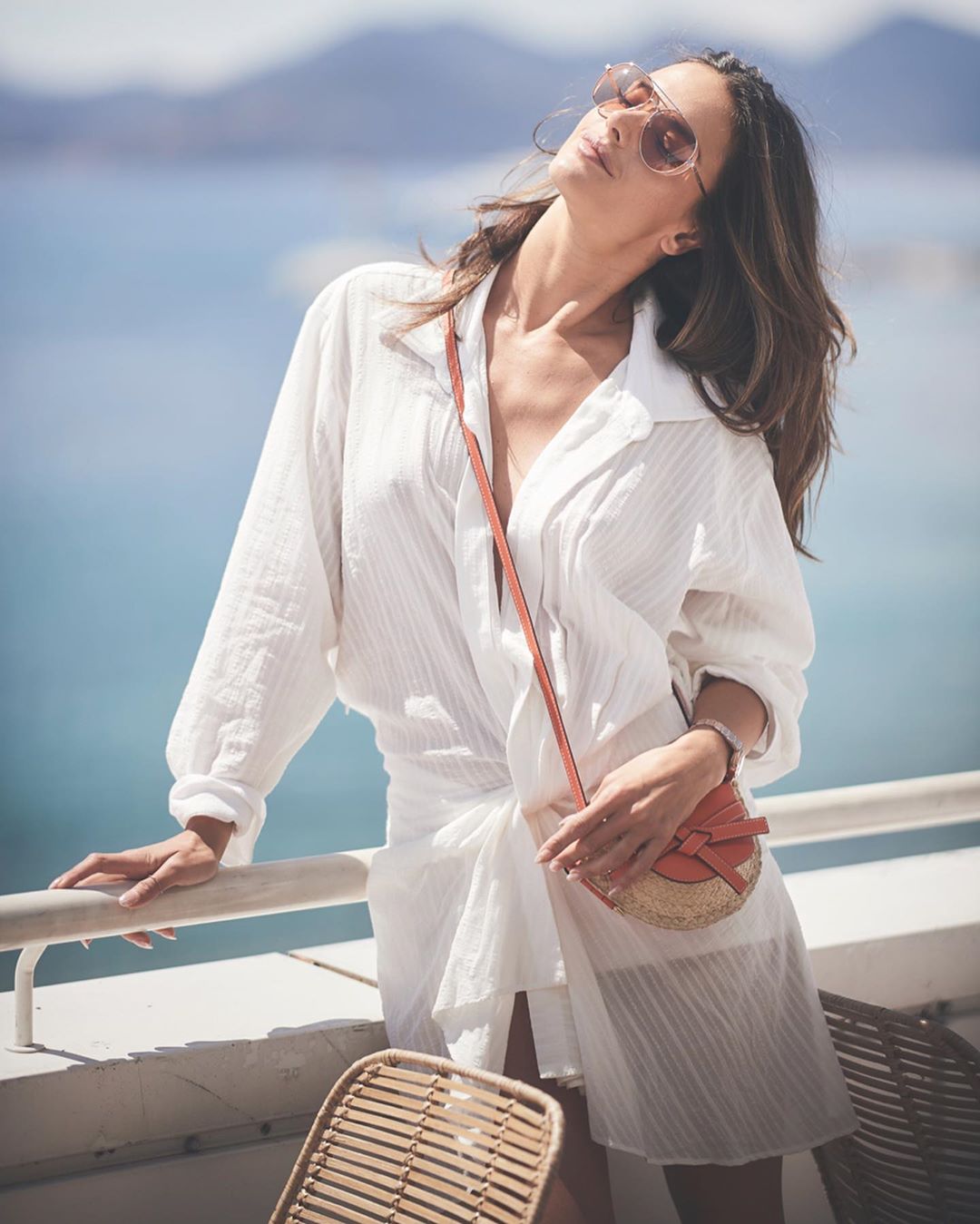 Сладкая жизнь: роскошная Алессандра Амбросио блистает в новом пляжном образе