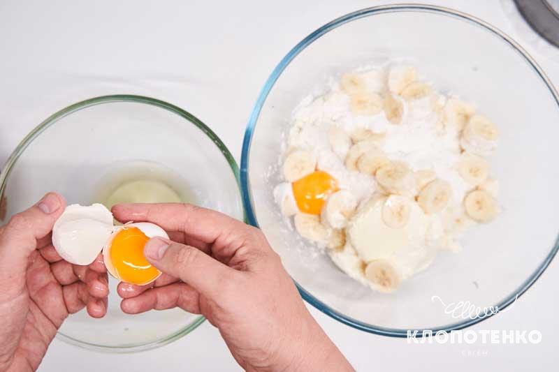 Клопотенко дав рецепт ніжнющої сирної запіканки з бананом: вона зведе вас з розуму!