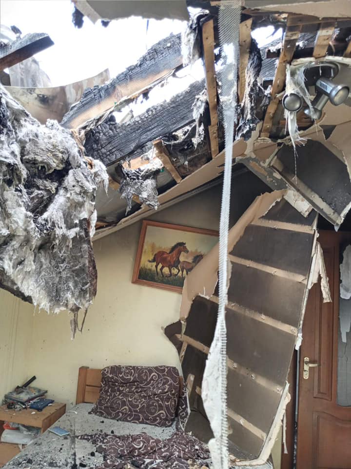 Падение самолета на Прикарпатье: сгорел дом со всеми вещами украинской гандболистки