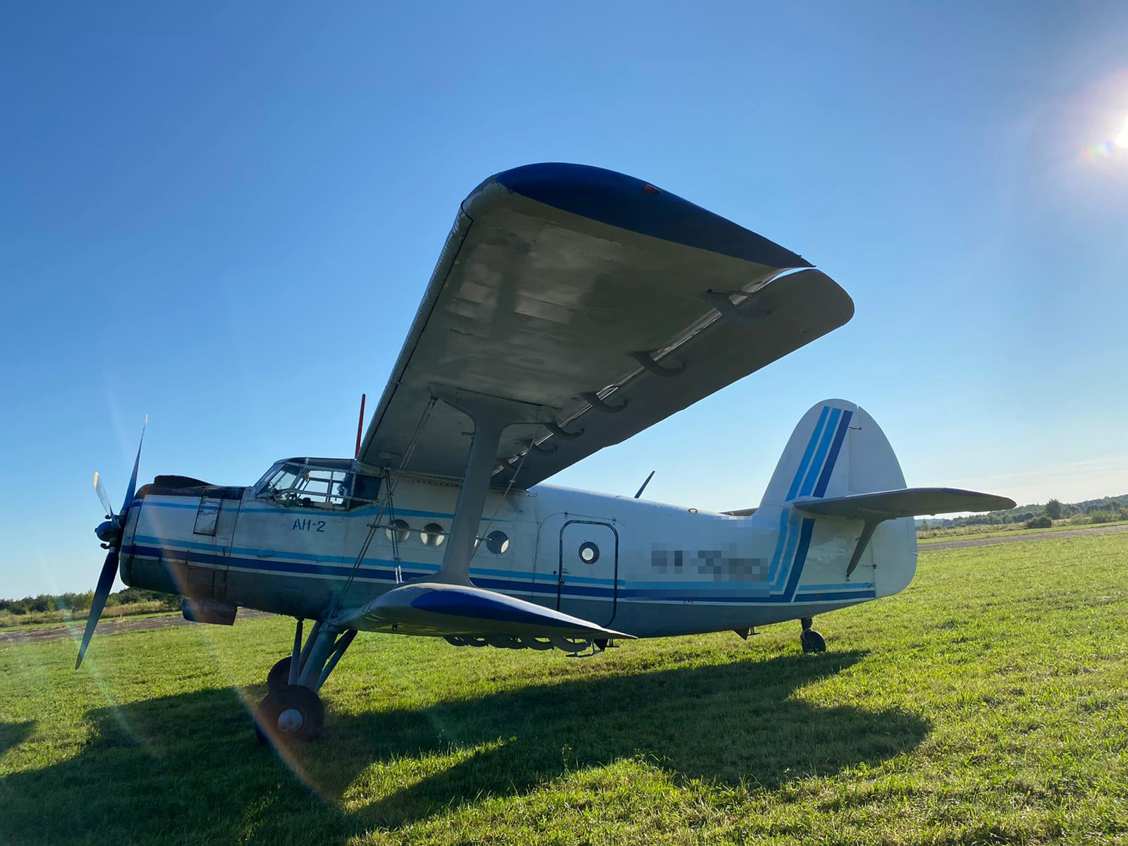 Украинский истребитель перехватил над Карпатами "кукурузник" (видео и фото)