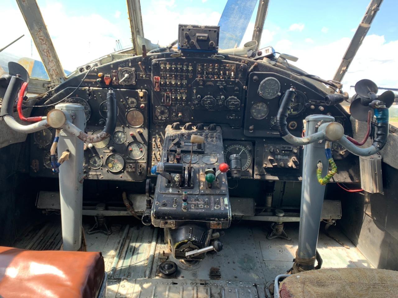 Украинский истребитель перехватил над Карпатами "кукурузник" (видео и фото)