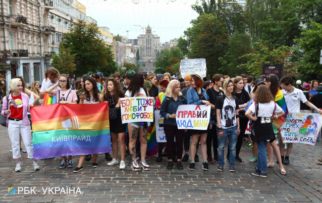 "Наша традиція – це свобода": як у Києві пройшов Марш рівності (фоторепортаж)