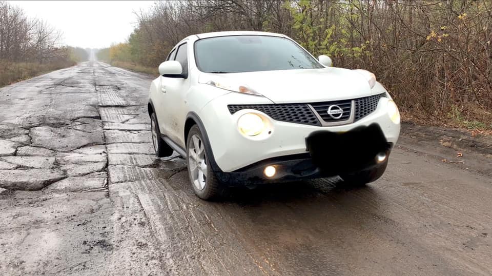 Плиты шевелятся будто живые: украинцев ужаснула трасса международного значения