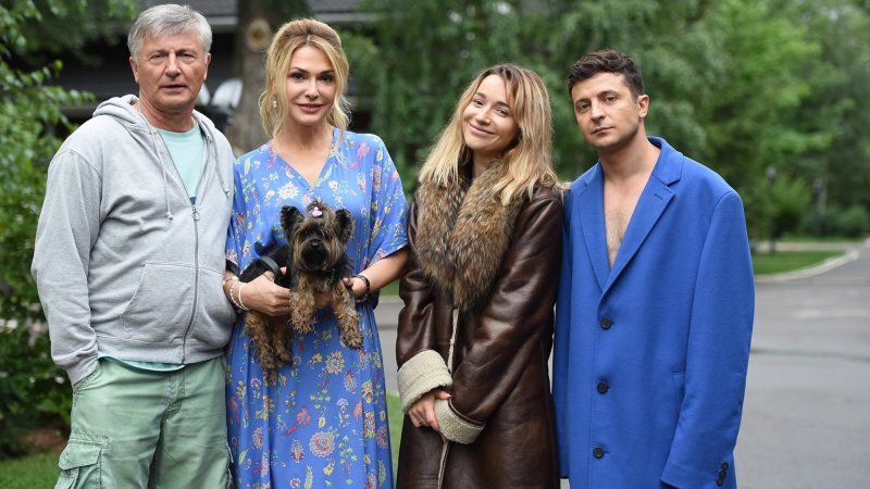 Зеленский набрал вес: как изменилась внешность президента (фото)