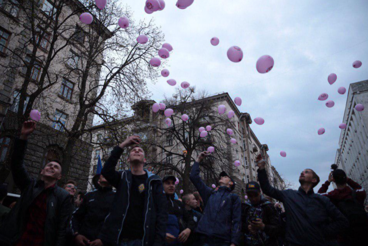 "Нацкорпус" знову мітингував у Києві через Свинарчуків
