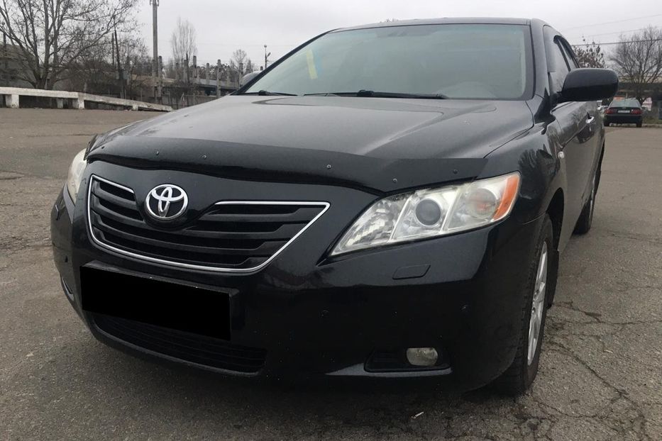 Квадроцикл и мамин "Запорожец": на чем ездят члены нового Кабмина