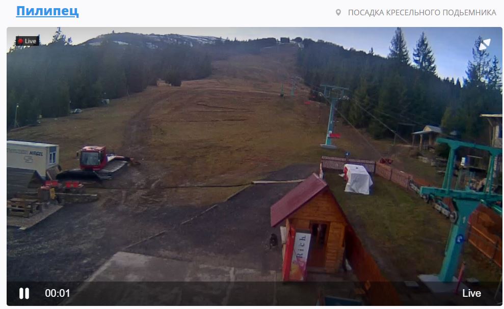 Горнолыжные курорты Карпат остались без снега: печальные фото