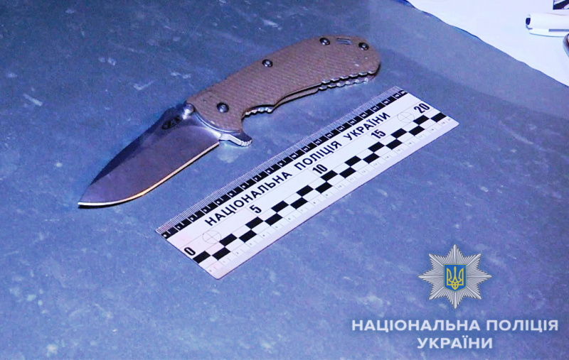 В Одессе полицейские задержали трех вооруженных россиян