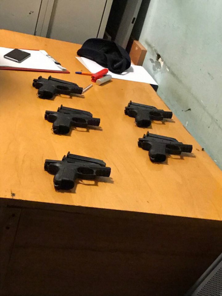 В суд передали дело банды полицейских, грабивших граждан на железнодорожном вокзале Киева