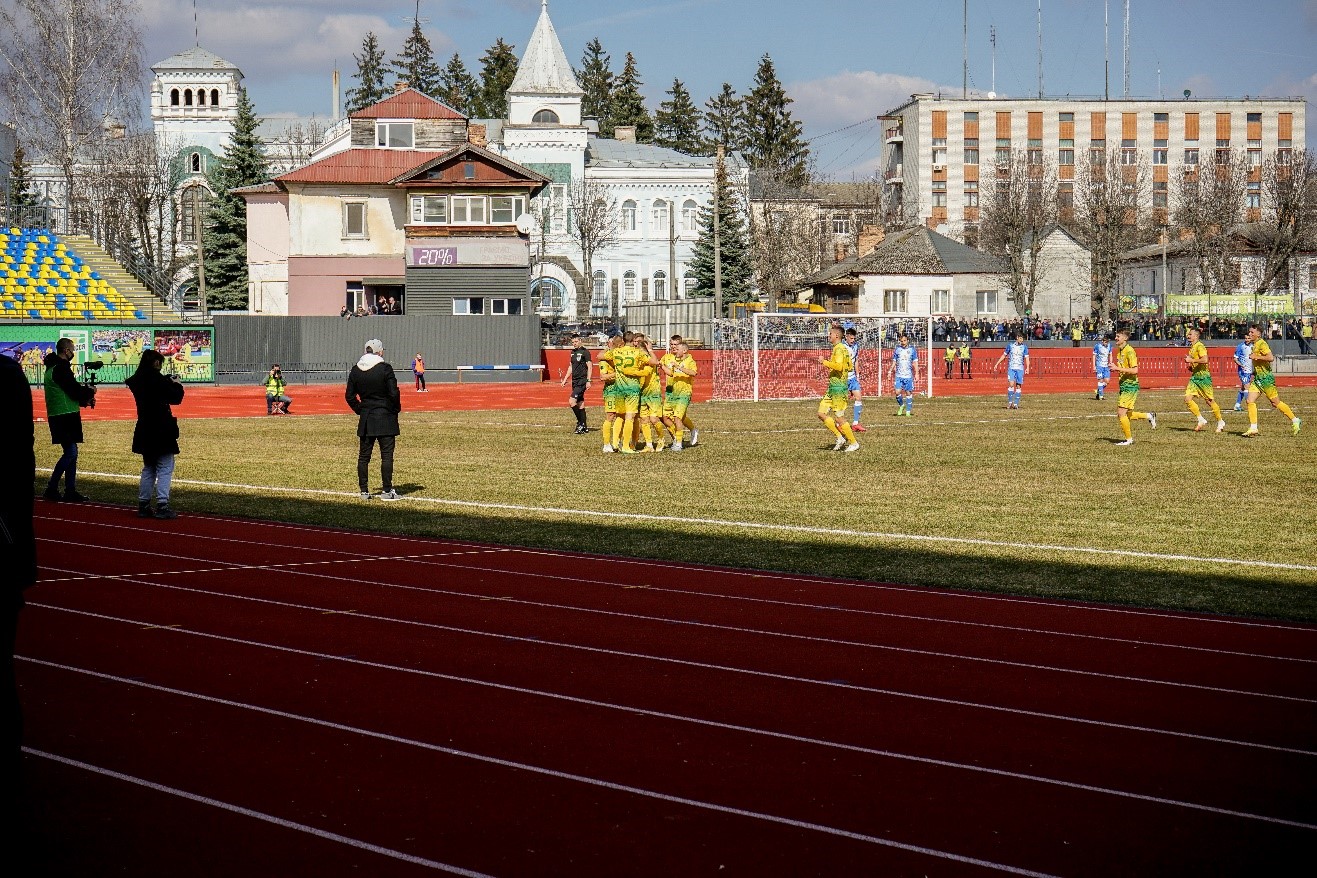 В Украине отремонтировали еще один стадион: как он выглядит до и после реконструкции